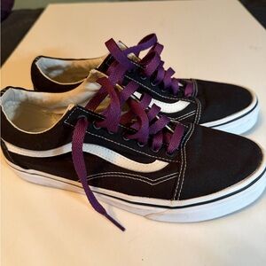 Vans Women’s Black and Purple Sneakers Size 8.5